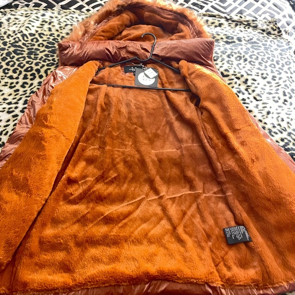 Coalition Jacket / Coat , Size : Small , Color : Rust - Picture 2 of 4